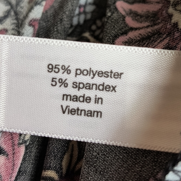 Lane Bryant Floral Ruffle Skirt Women's Size 14/16 Black Boho - Picture 7 of 10